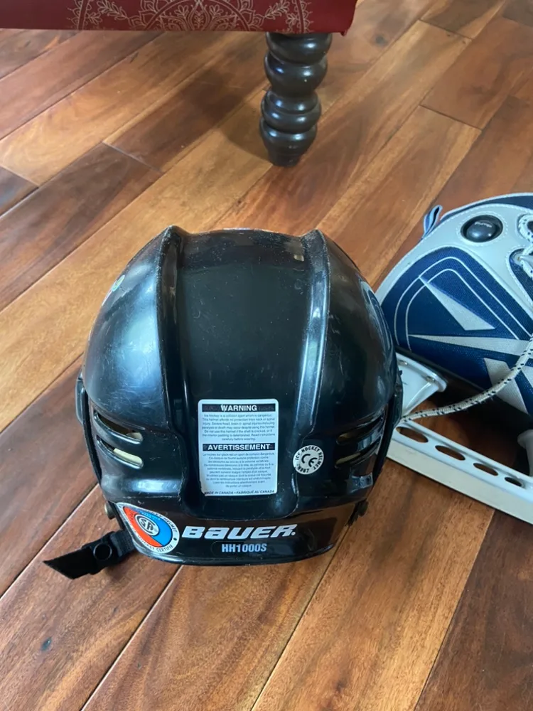 Hockey Equipment Set image indicator(4)