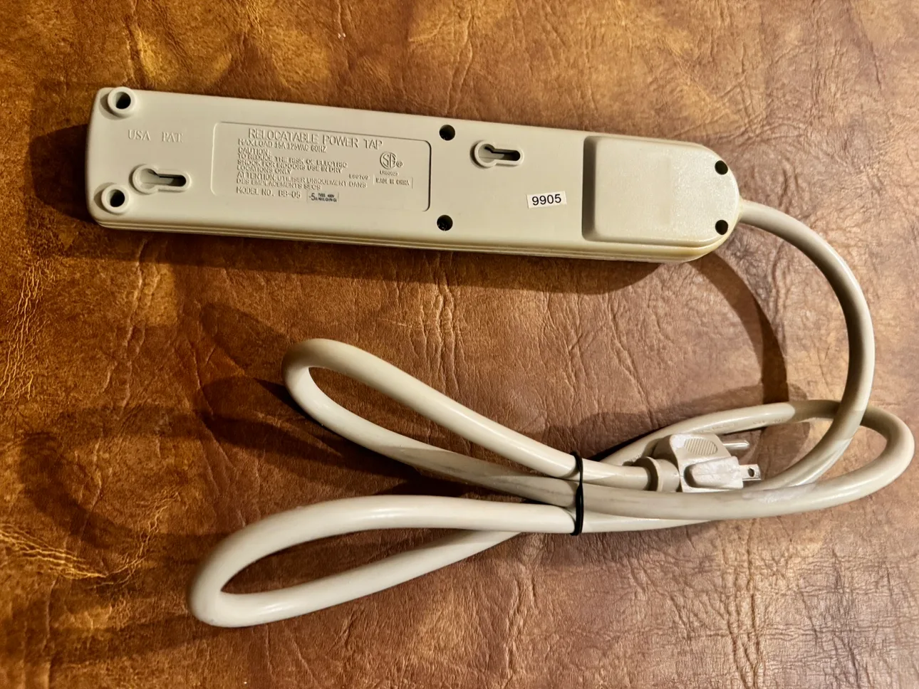 ❤️6 Outlet Power Bar image indicator(2)