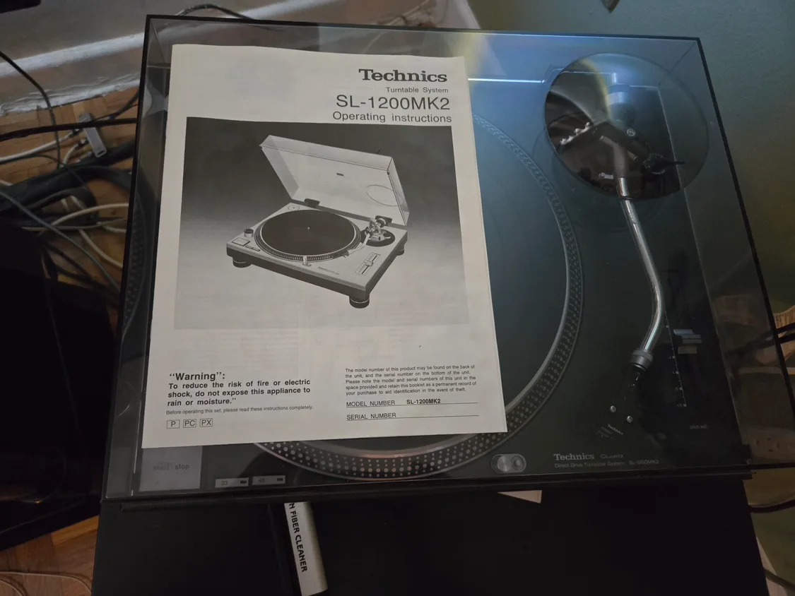 Technics SL-1200 MK2 Turntable image indicator(4)