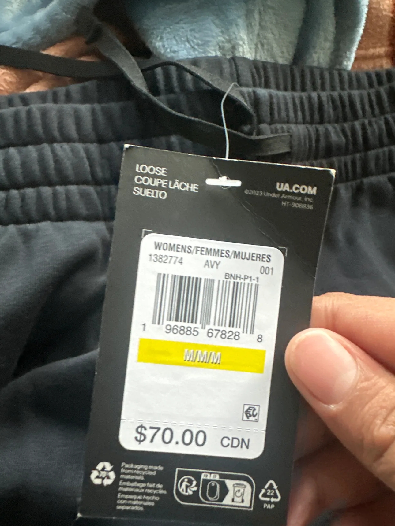 New Under Armour Women's Black Jogger Pants image indicator(2)