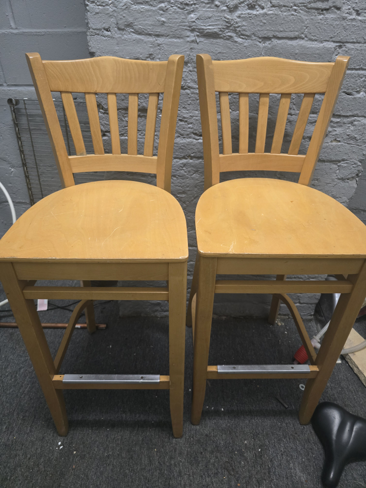 3 pieces of Bar Stools