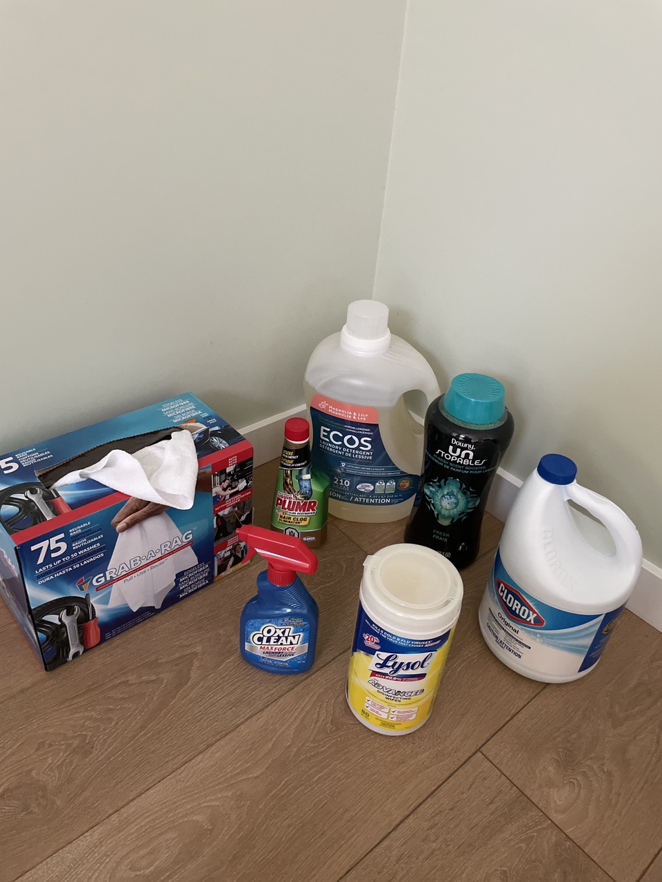Used Cleaning Supplies Bundle