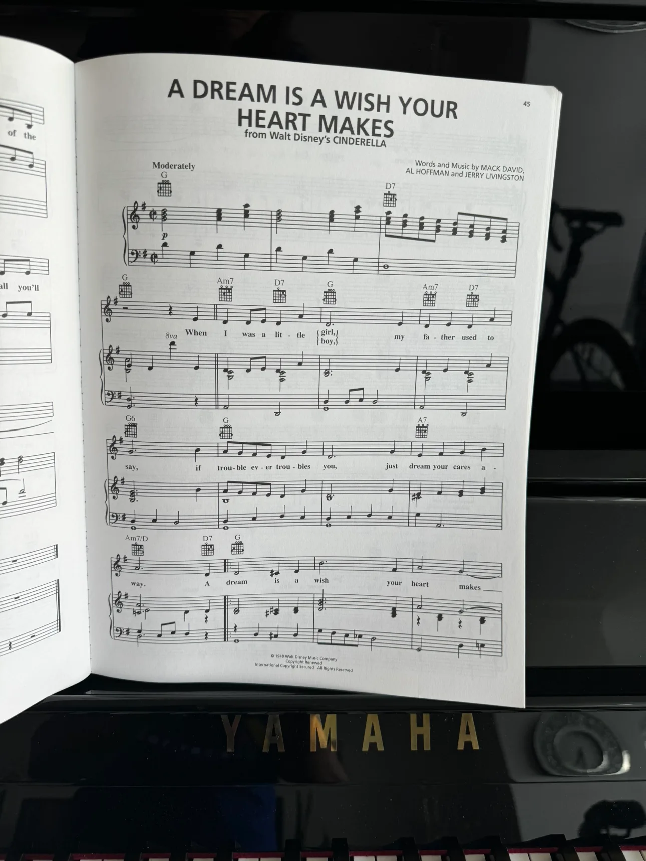 The Book of Greatest Movie Music image indicator(3)