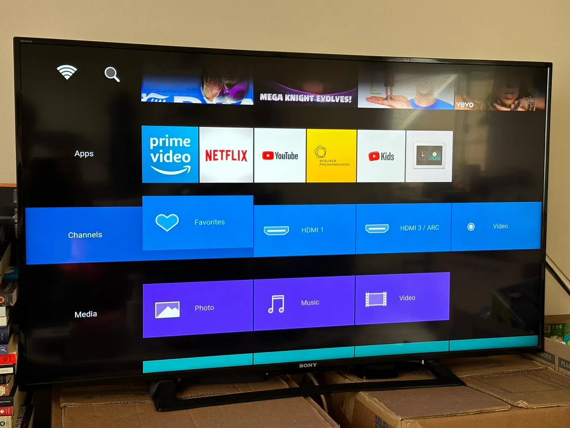Sony Bravia 50" 4K HDR 7 Ultra HD TV thumbnail