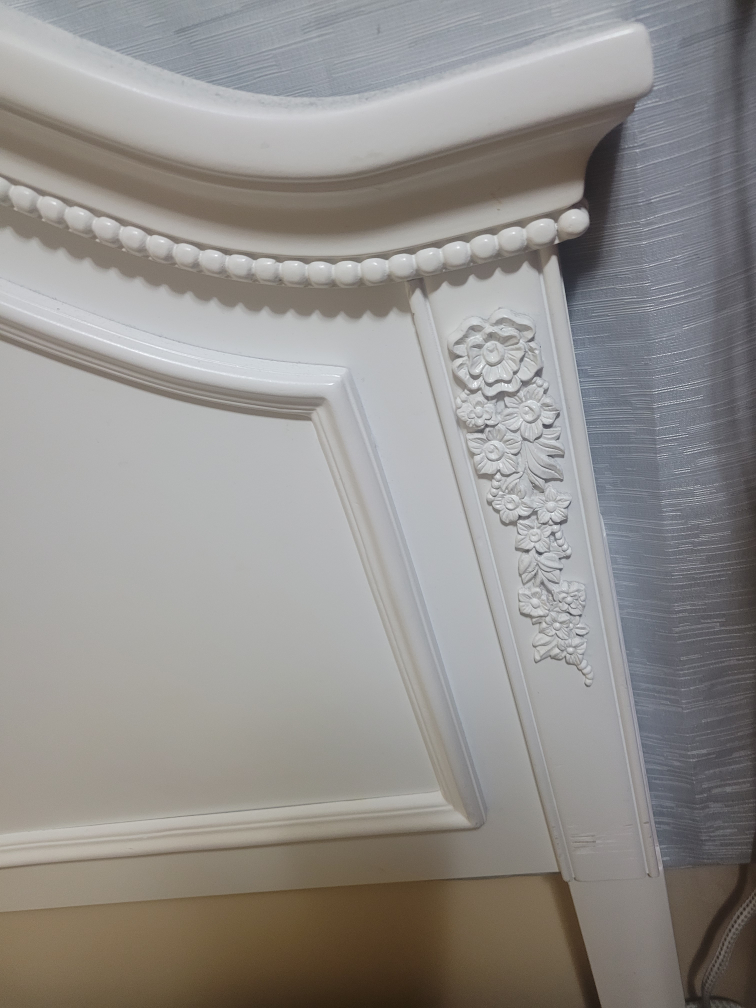 White Bed Frame with Boxspring (Double) - photo 4