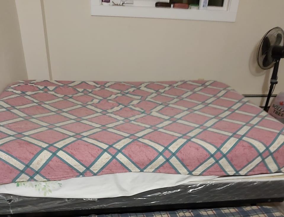 Queen size bed frame with Double Mattress(offer it) - photo 2