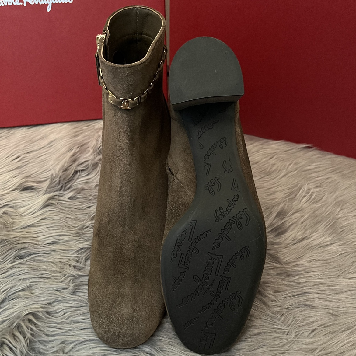 Salvatore Ferragamo Vara Chain Ghila Ankle boots - photo 3