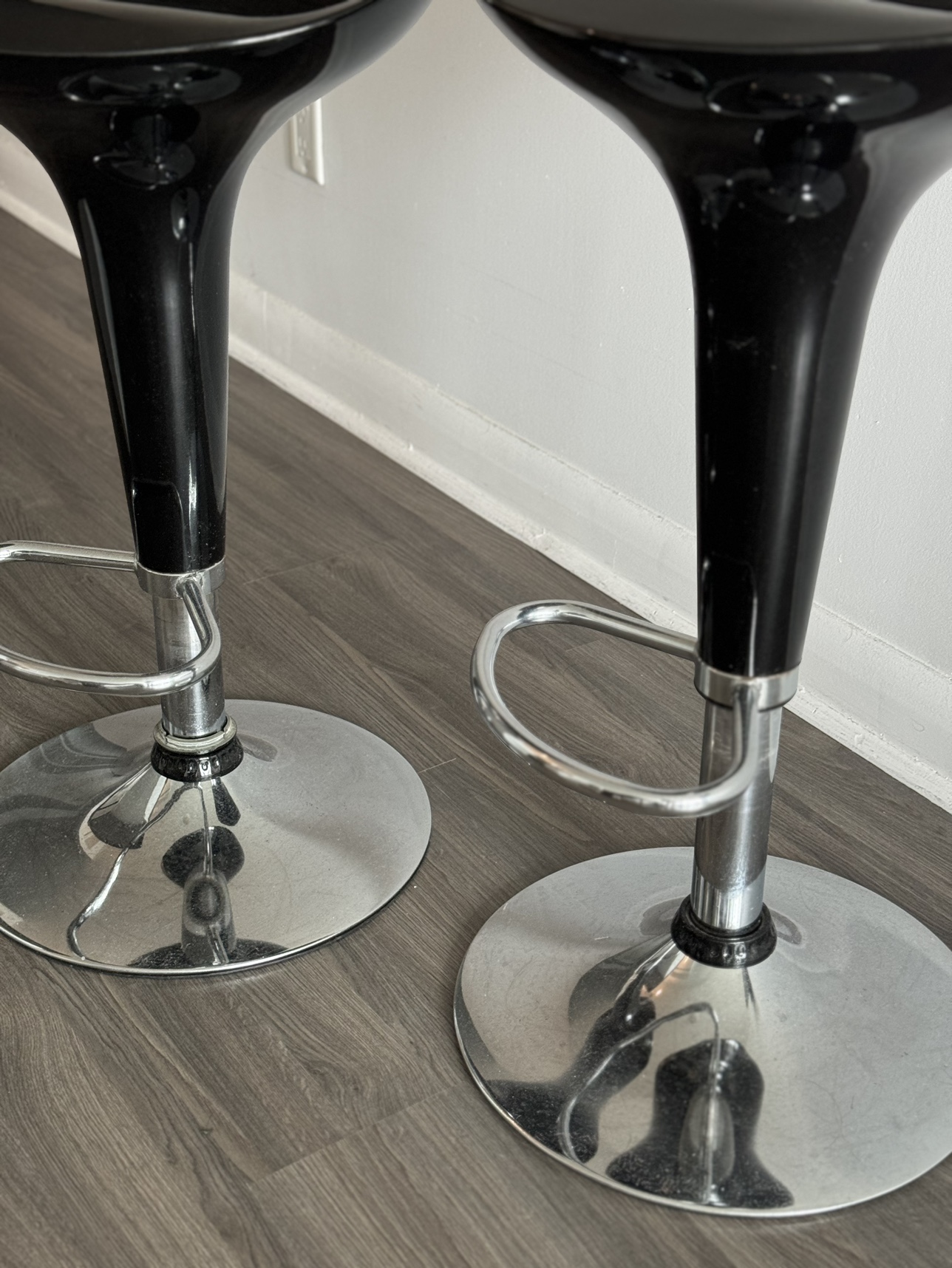 Black Bar Stools 2 pieces - photo 5