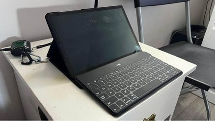 Selling tablet Samsung tab S5e - photo 2