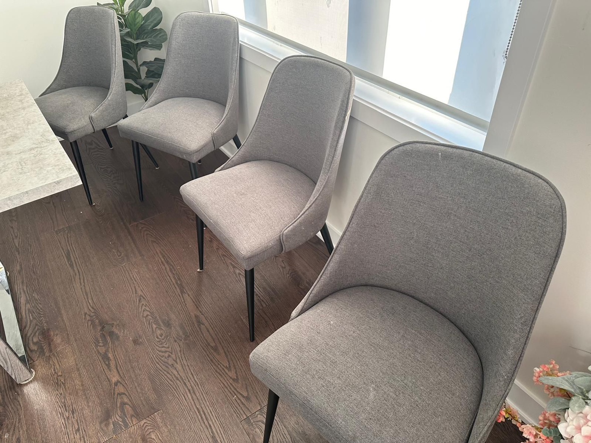 Dining Table and Chairs Set