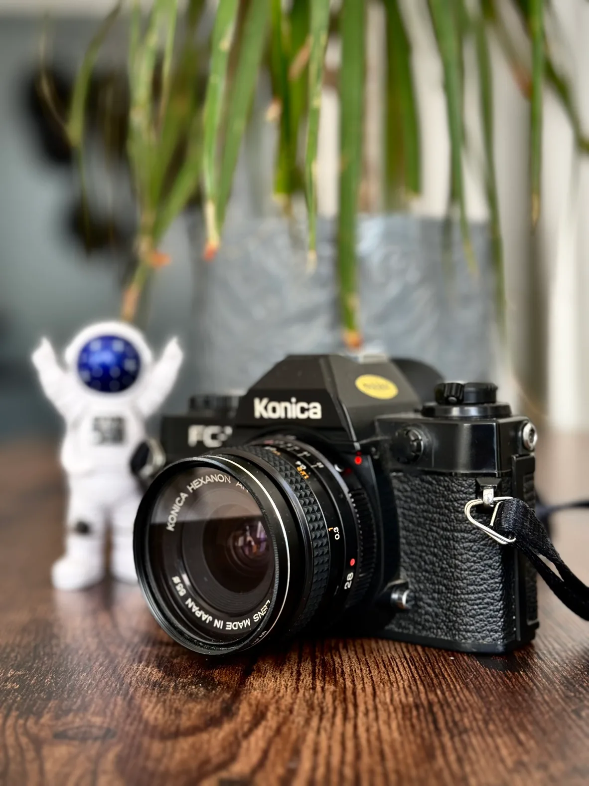 Konica FC-1 35mm Film Camera image indicator(2)