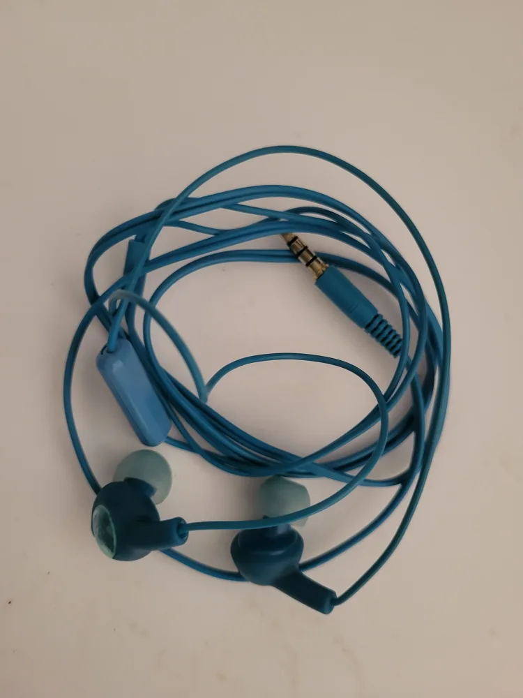 Blue Wired Earbuds🧡 thumbnail