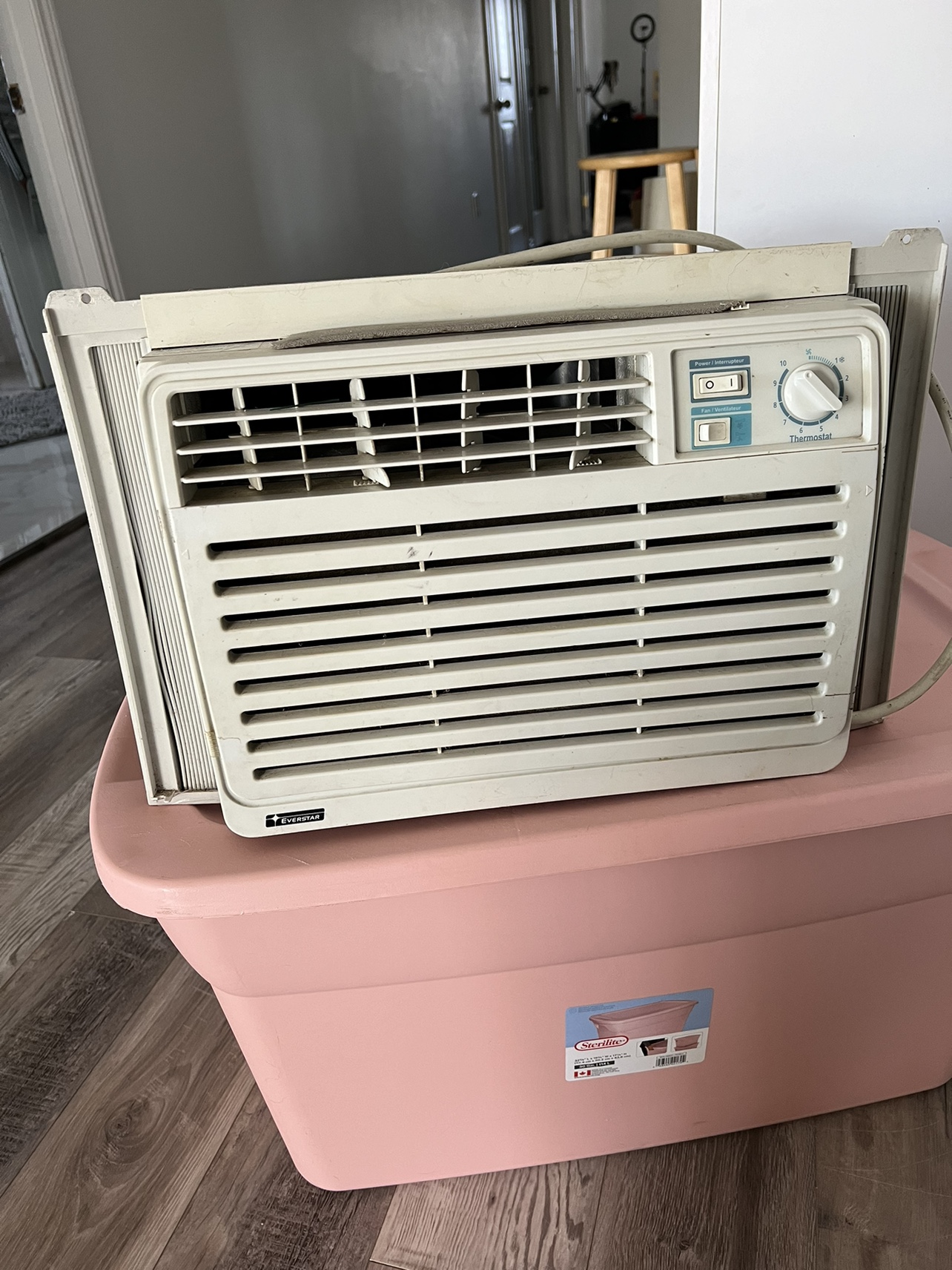 Panasonic Window Air Conditioner - photo 3