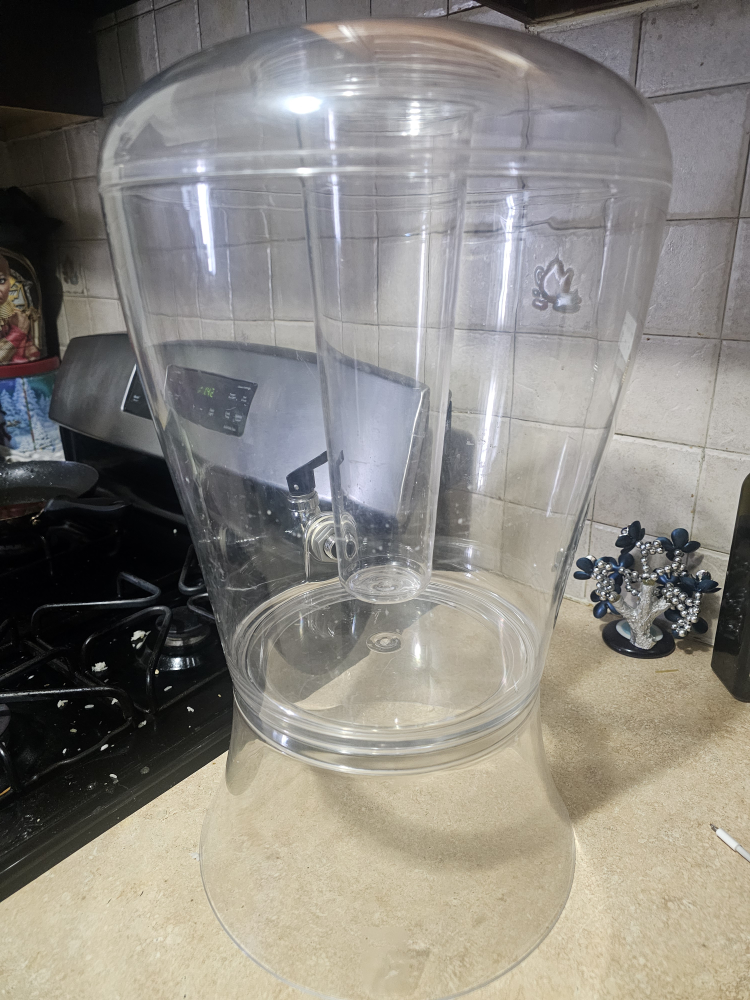 Large Plastic Beverage Dispenser - photo 2