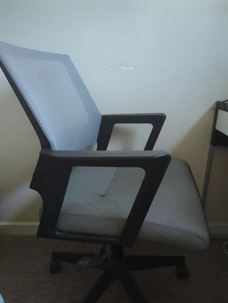 Office Chair image indicator(3)