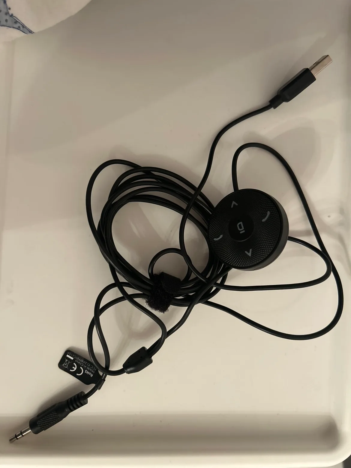 USB Wired Car Volume Controller thumbnail