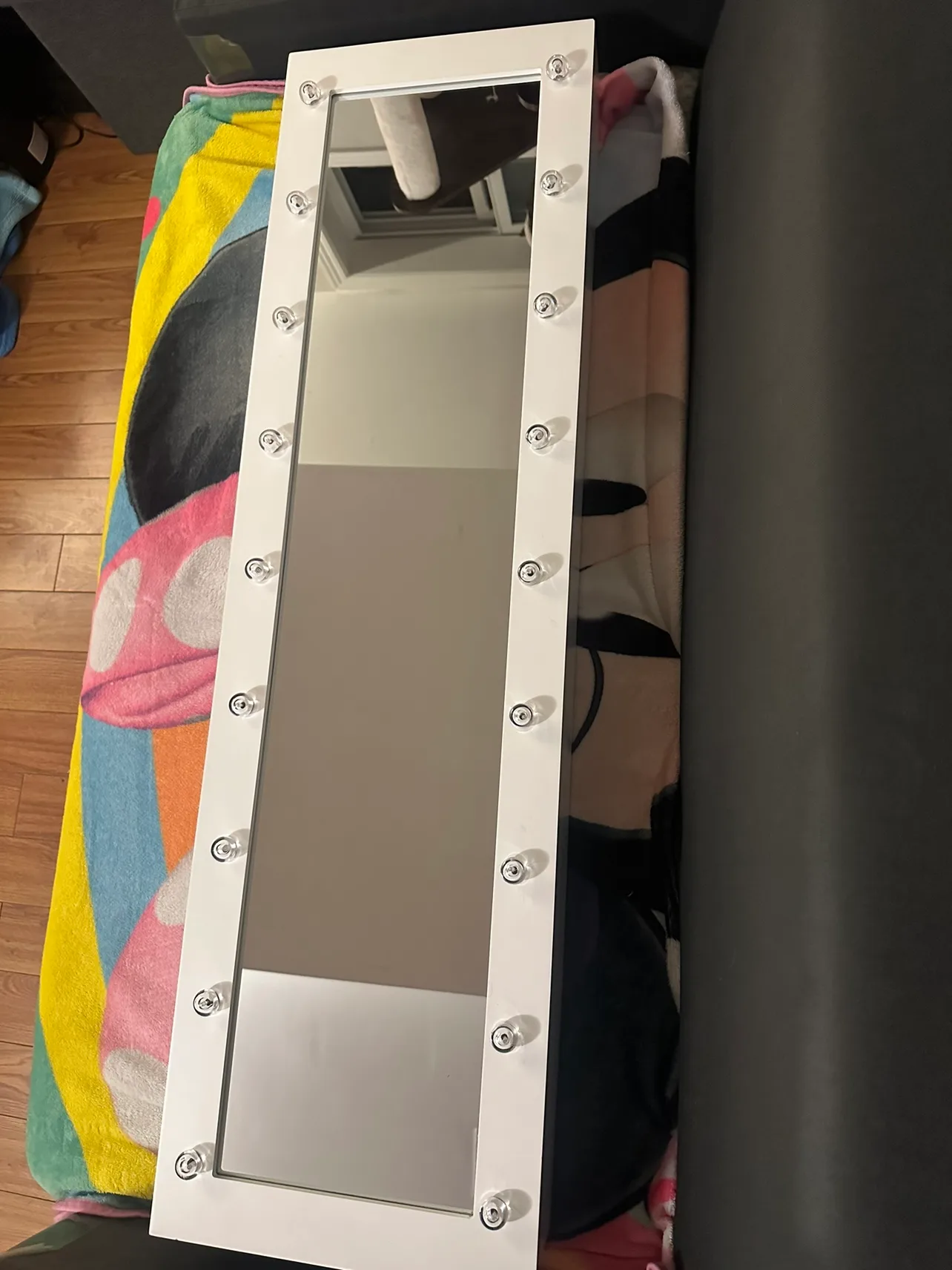 White Vanity Mirror with Lights image indicator(8)