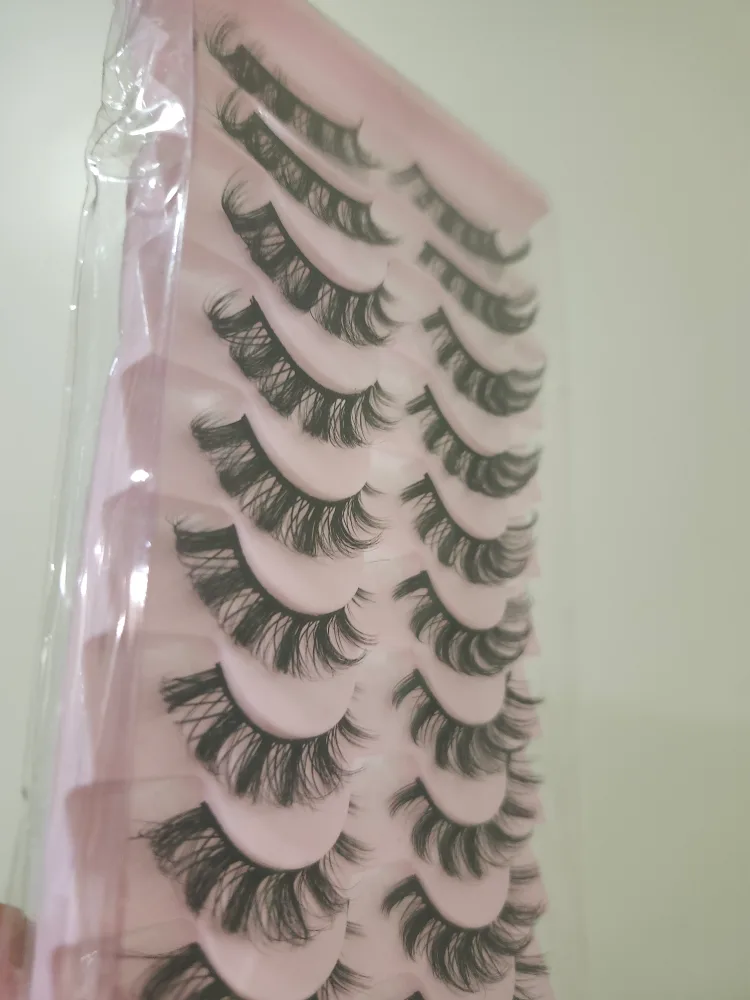 False Eyelashes #freecycle image indicator(3)