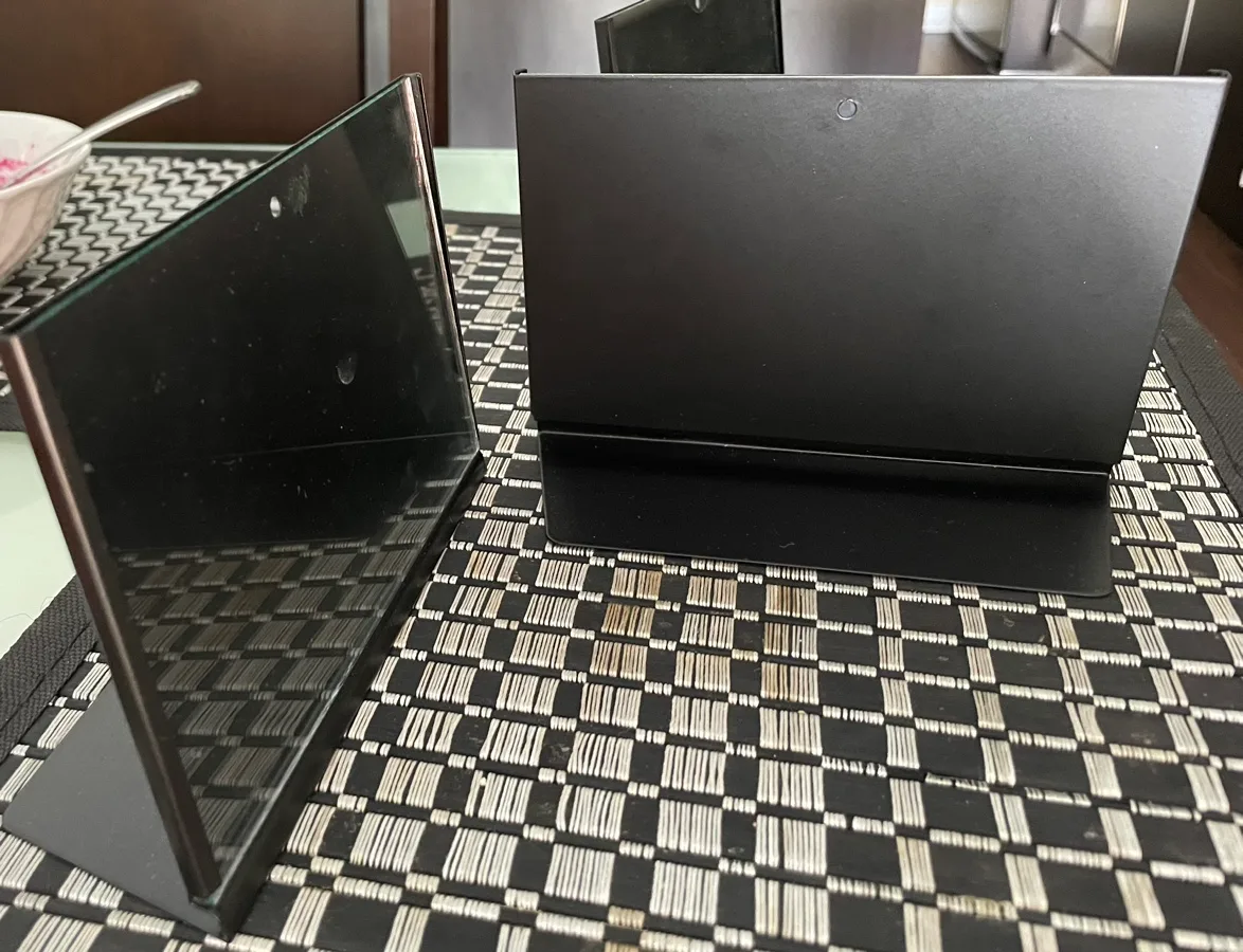 3 Black Picture Frames image indicator(2)