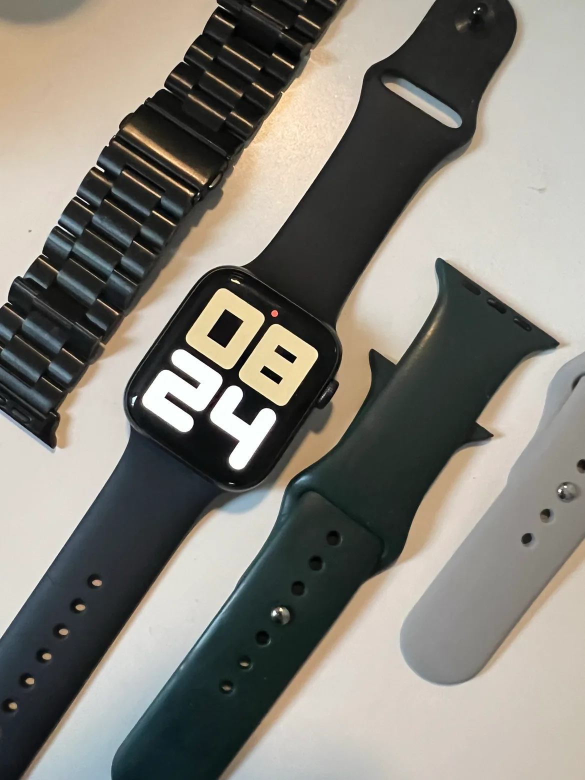 Apple Watch SE image indicator(3)