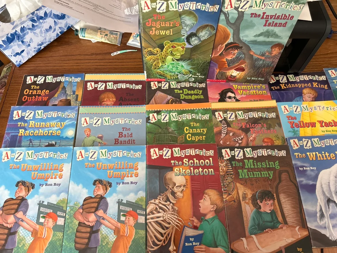 A-Z Mysteries Book Collection x 20 thumbnail