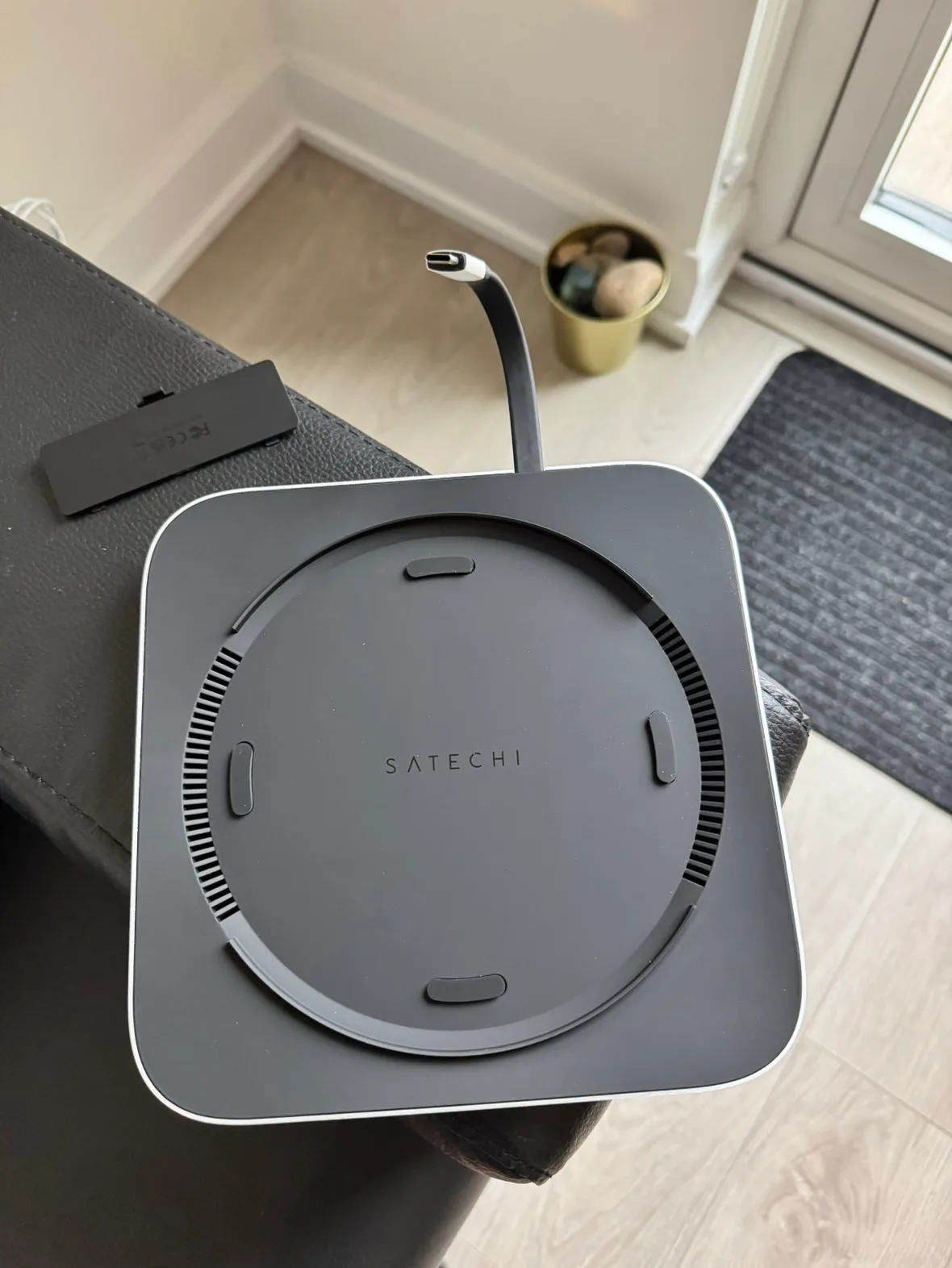 Satechi Mac Mini hub with SSD enclosure for NVME/SATA M2 thumbnail