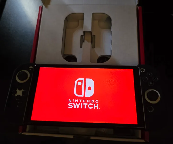 Nintendo Switch OLED Like New image indicator(2)