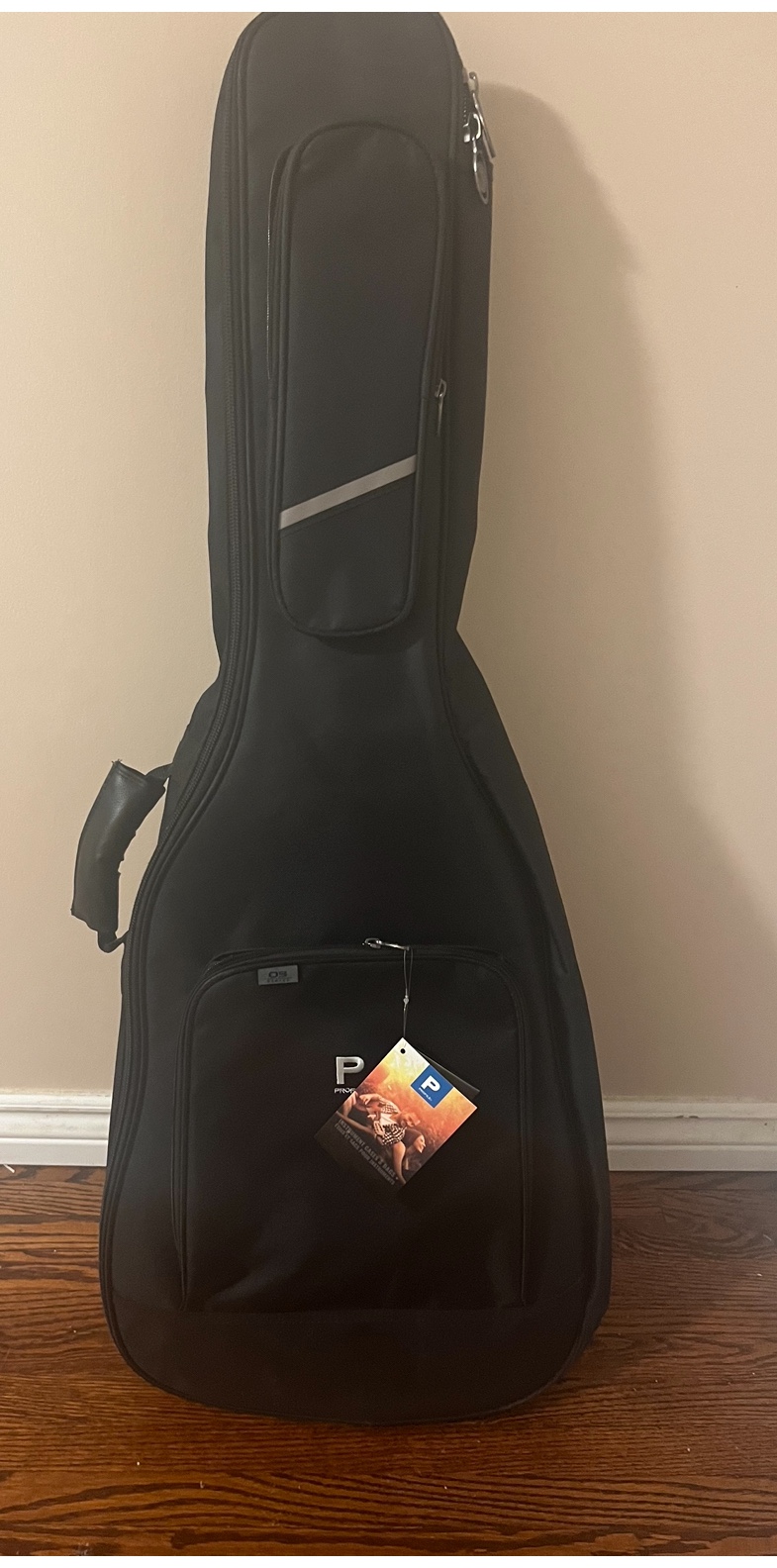 New Guitar Case with tags - photo 2