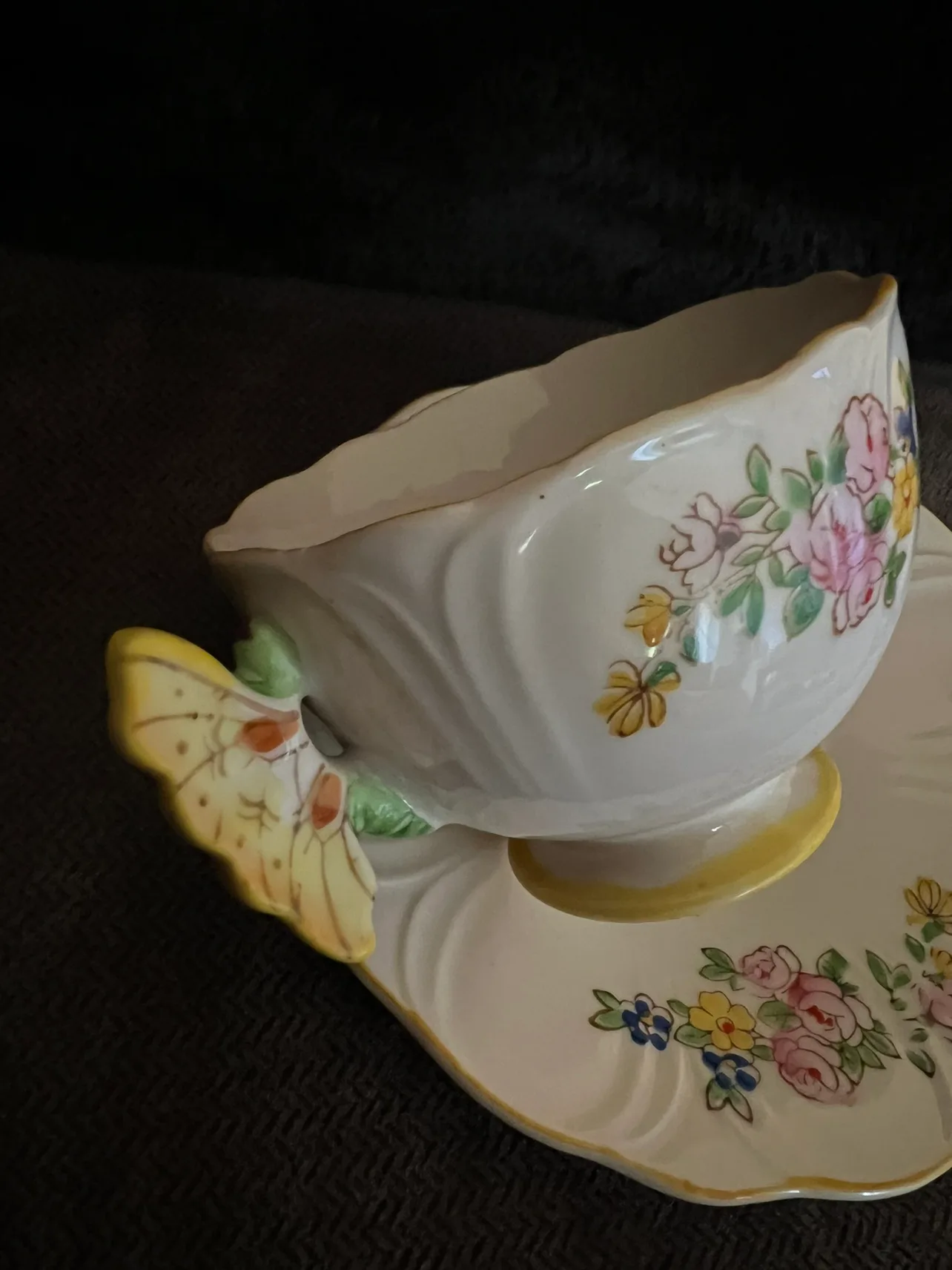 Vintage Butterfly Handle Teacup and Saucer image indicator(2)