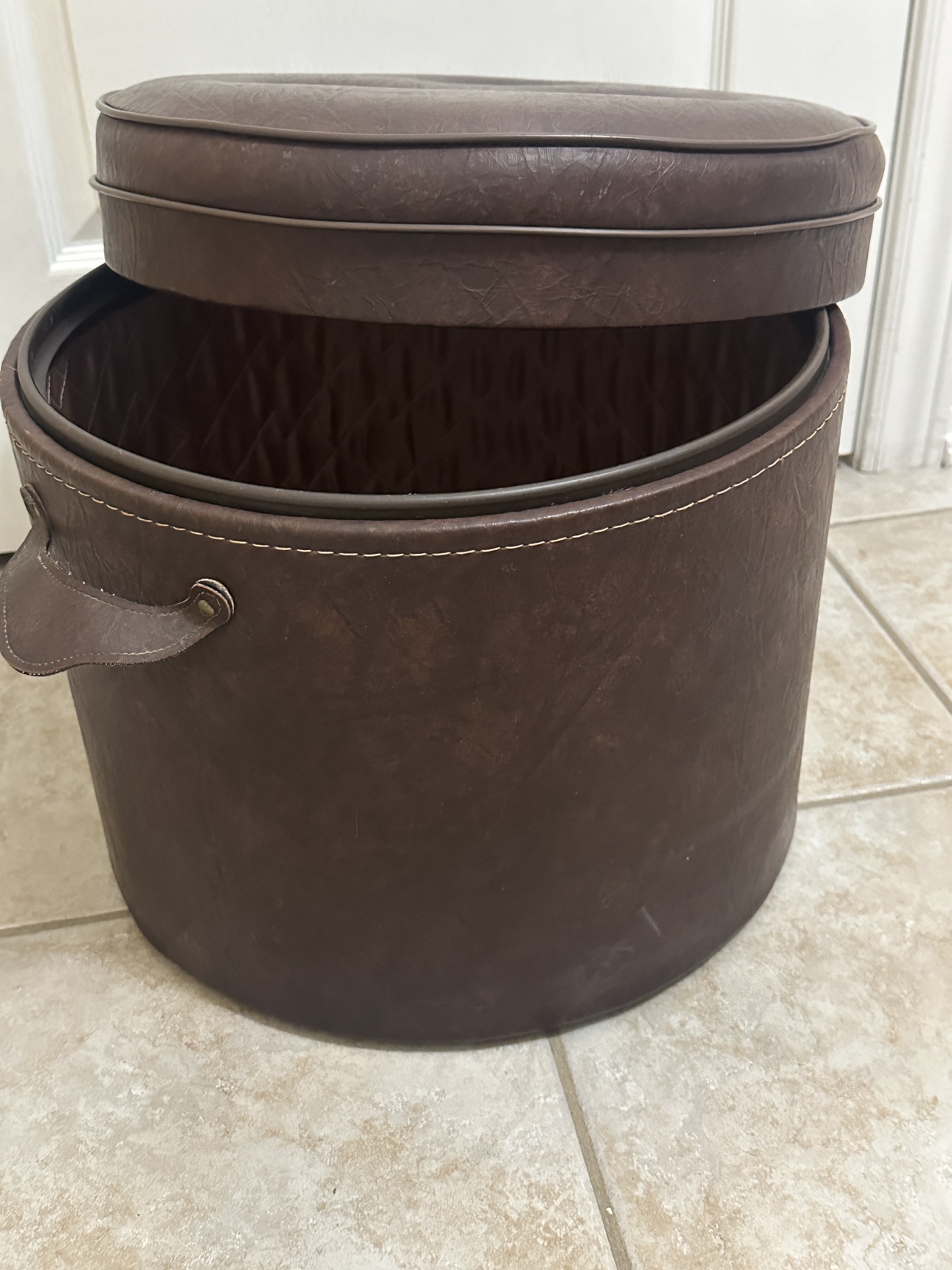 Storage Ottoman,coffee table,side table