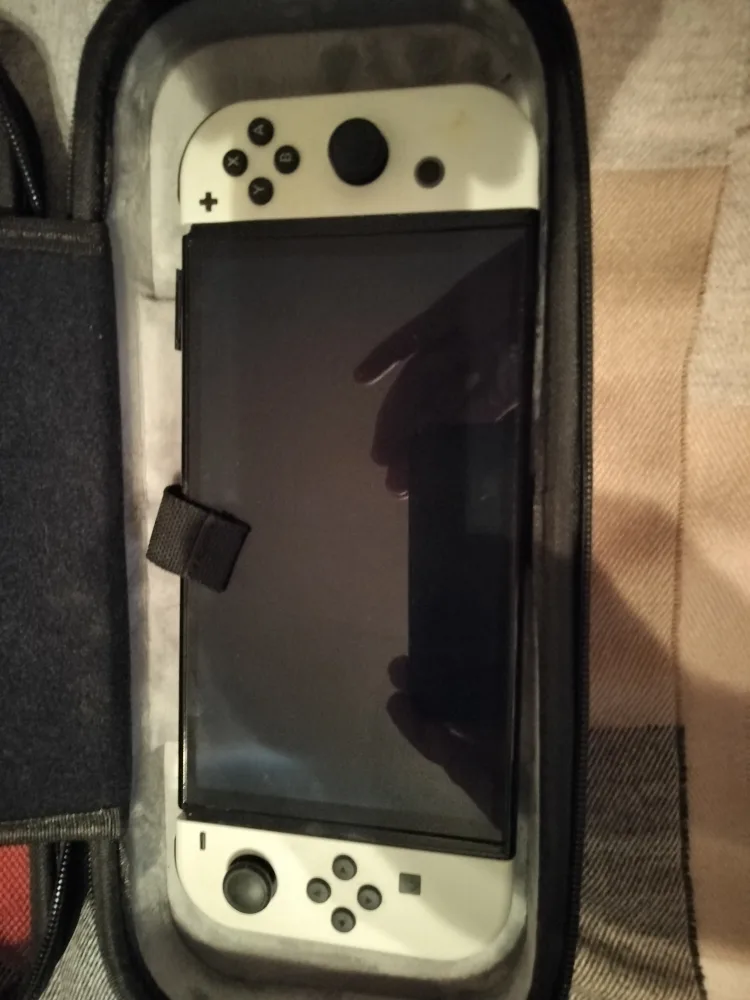 Nintendo switch oled and accessories *price drop* image indicator(5)