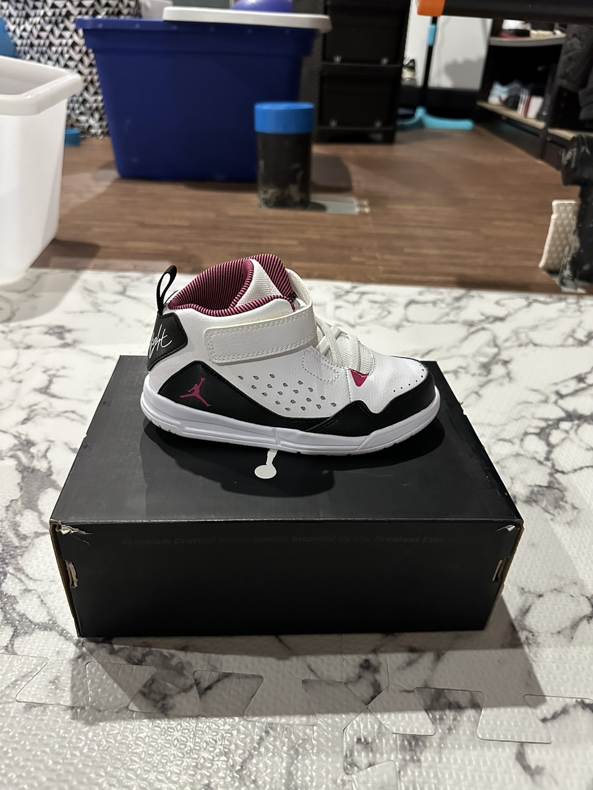 Jordan SL-3-G1 Toddler Sneakers