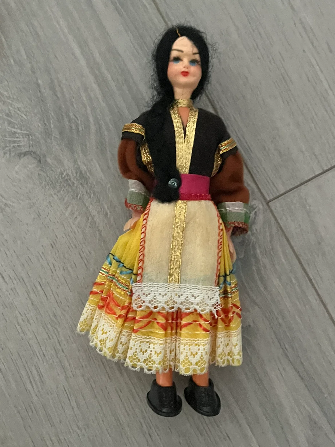 Vintage Dolls image indicator(7)