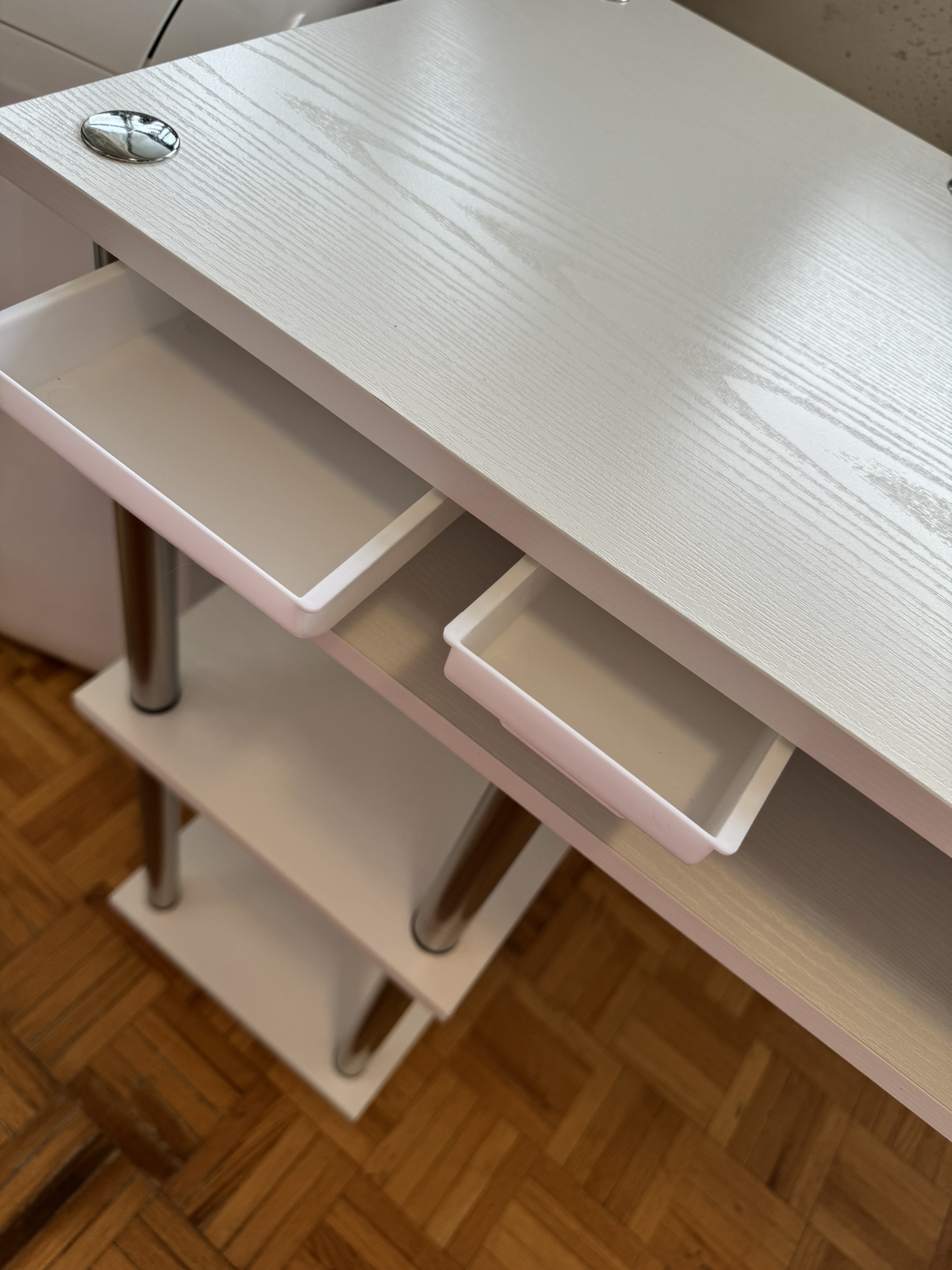 White Computer Desk with Drawers - photo 3