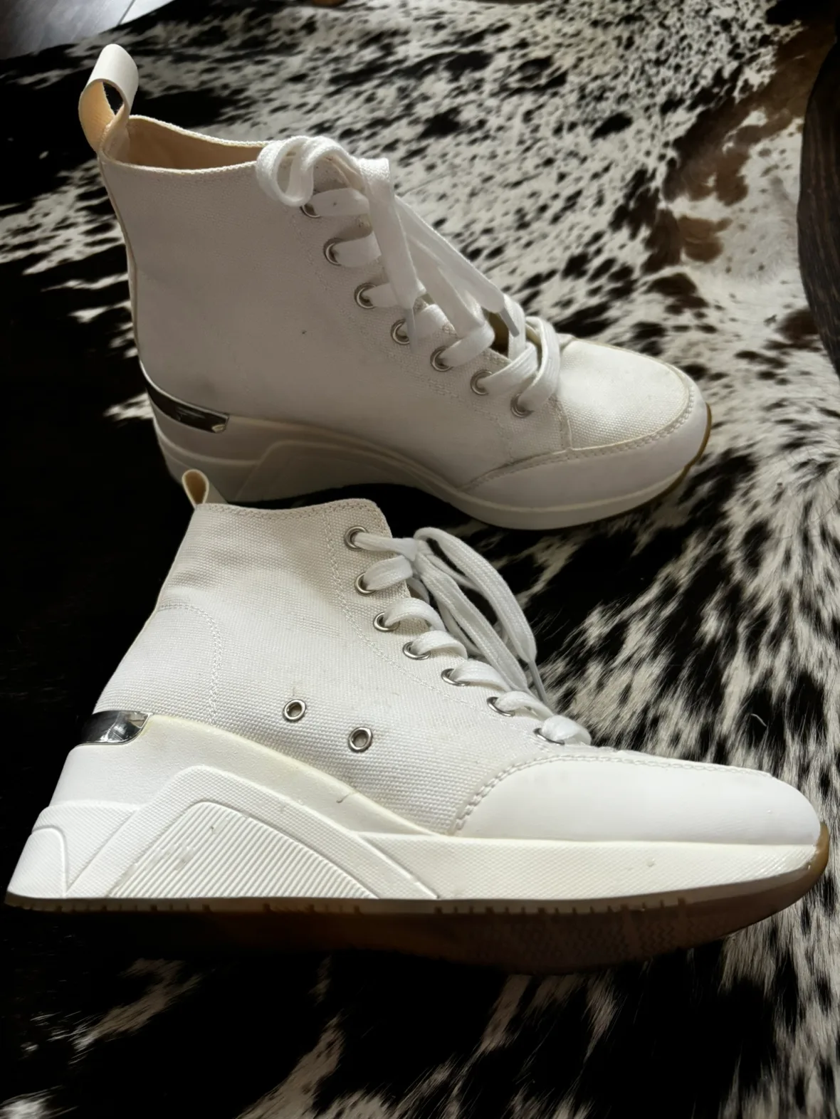White High Top Wedge Sneakers 6.5 image indicator(3)