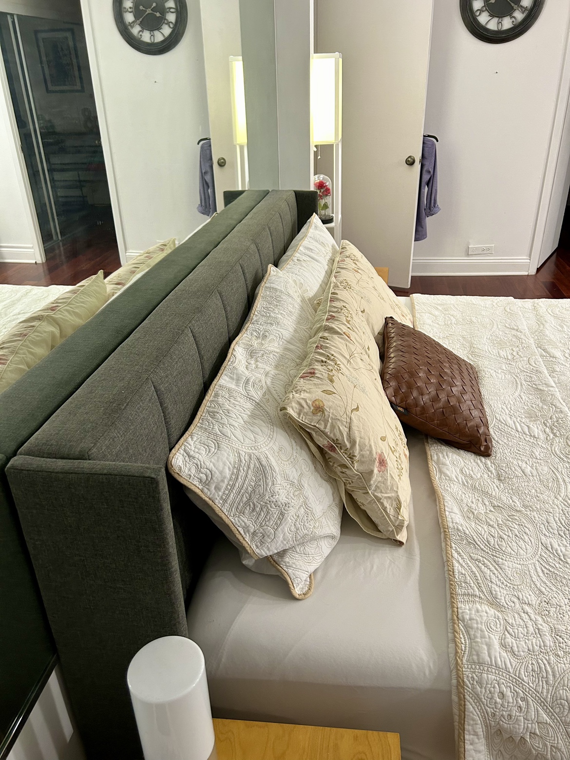 King Size Upholstered Bed Frame - photo 2