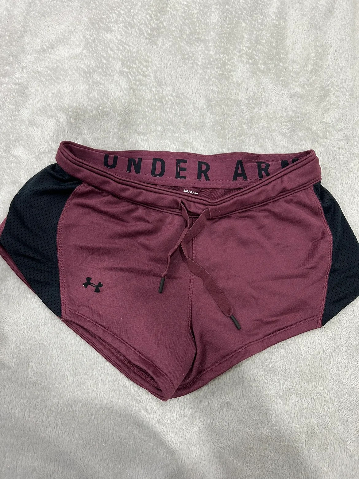 Under Armour Women's Shorts thumbnail