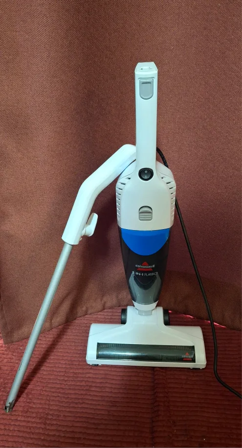 BISSELL 3-in-1 Turbo Lightweight Stick Vacuum, Three in one image indicator(6)