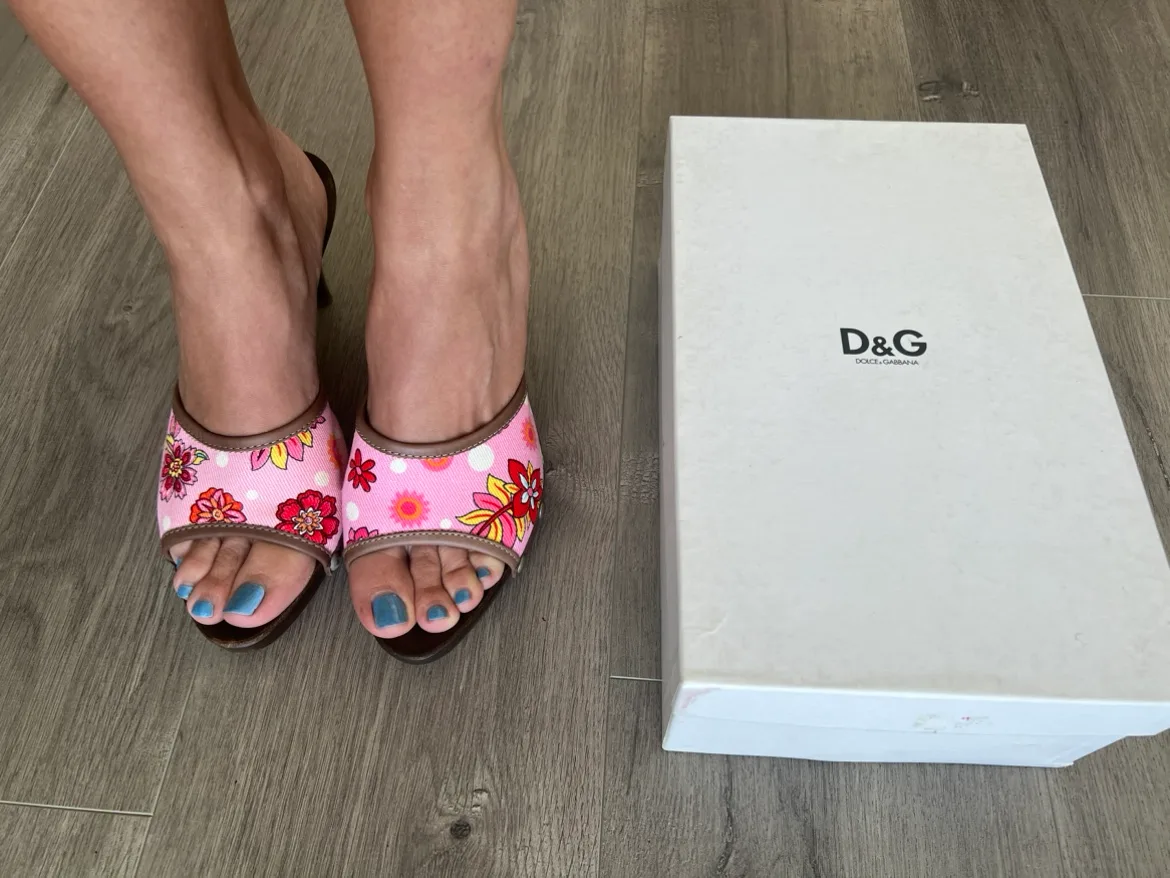 Dolce & Gabbana clog heels size 40 / 9 image indicator(2)