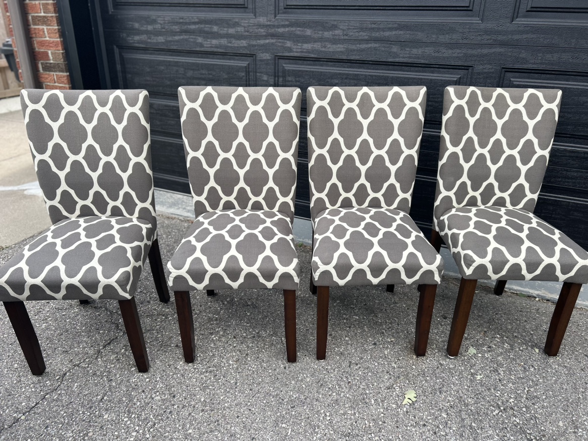Set of 4 Dining Chairs