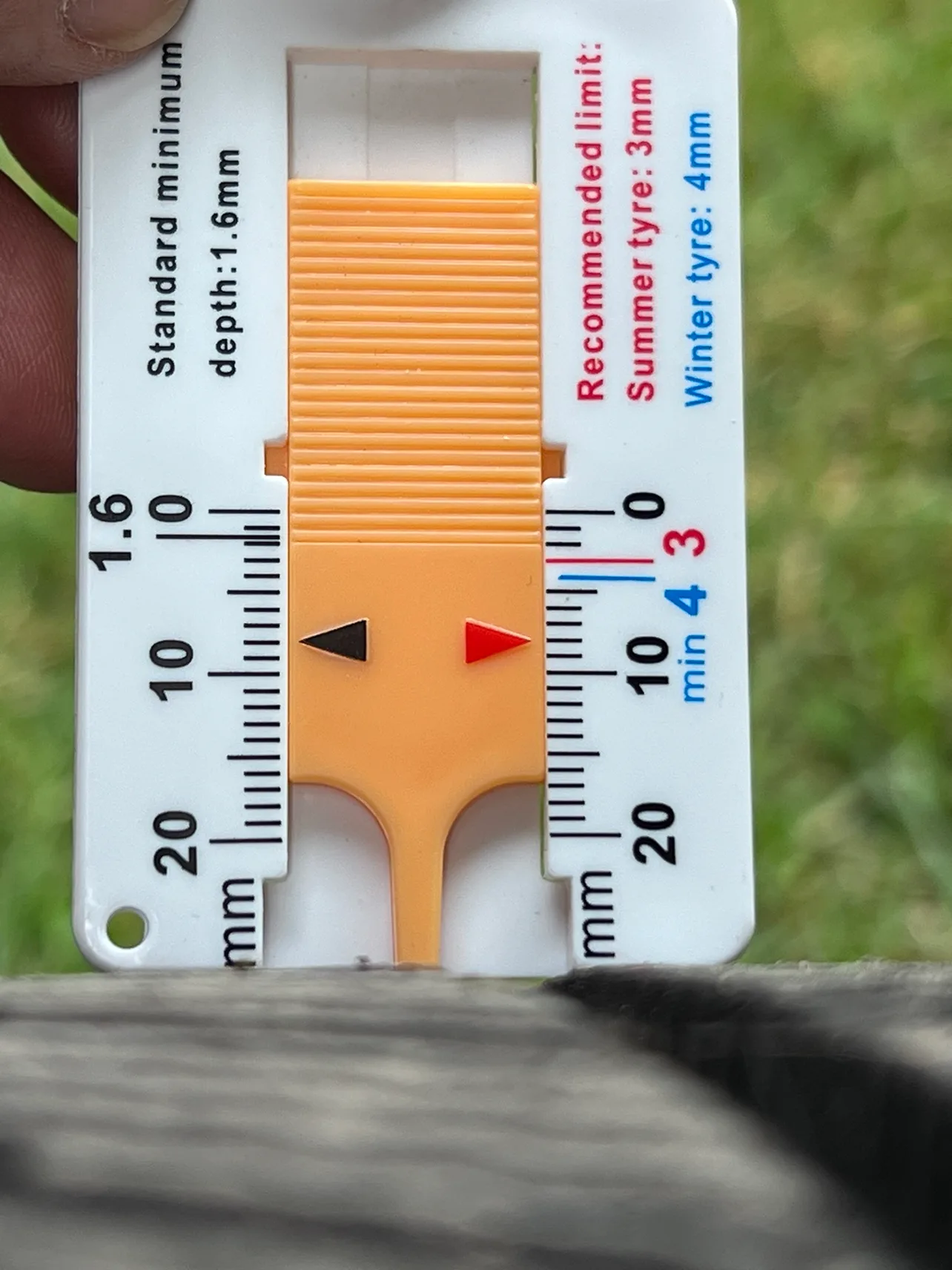 Used MICHELIN Winter Tires with rims 215/55R17 image indicator(7)