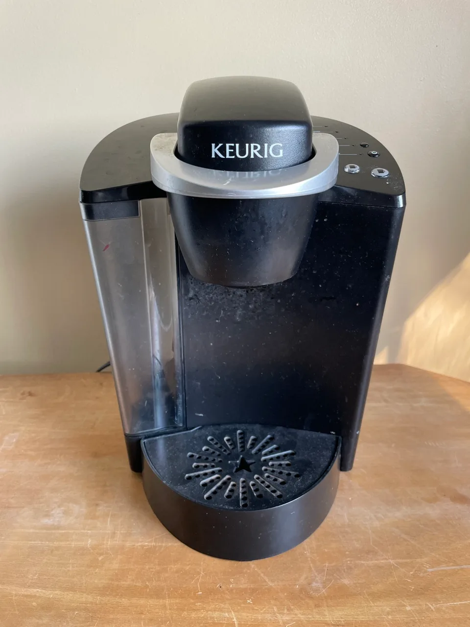 Keurig Coffee Maker thumbnail