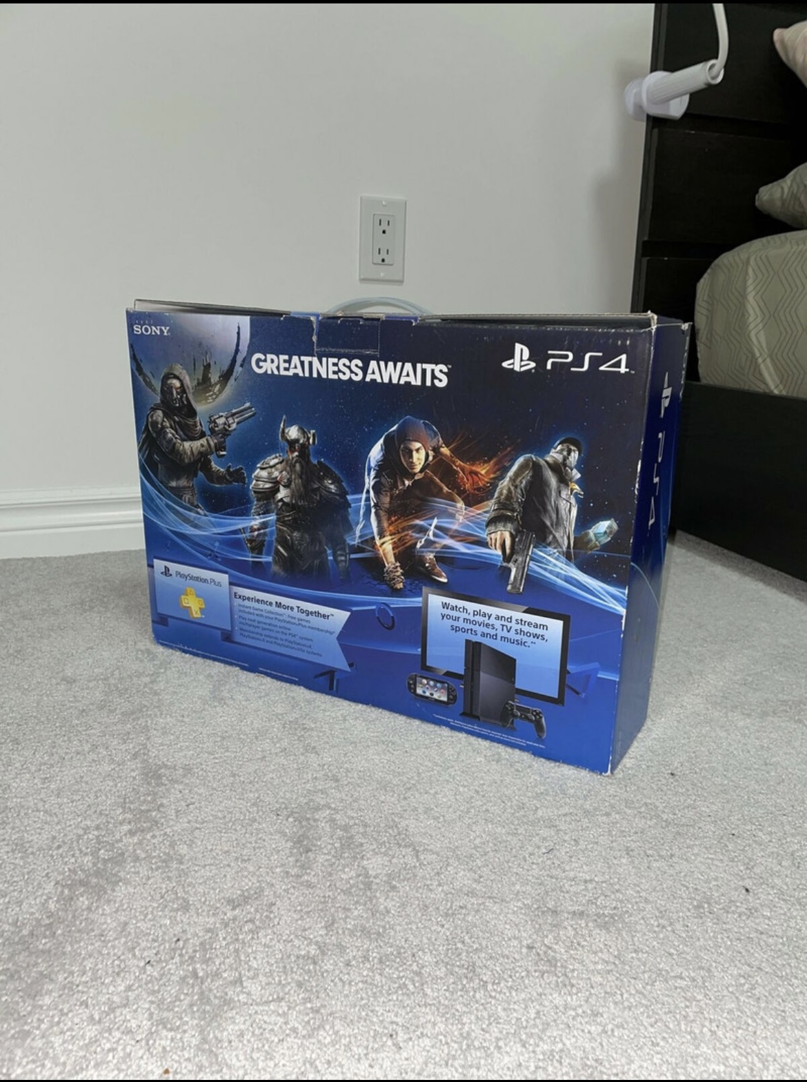 PlayStation 4 (PS4) Console - Jet Black - 500 GB - photo 2