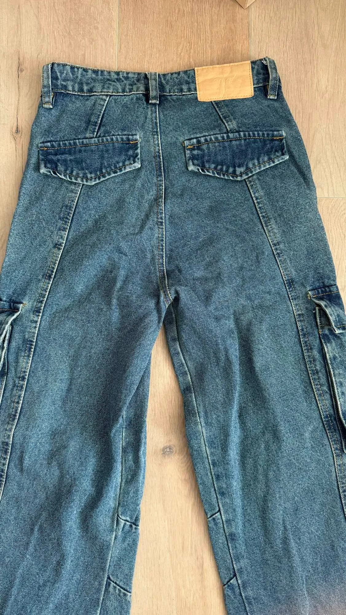 New! Denim pockets straight-leg jeans image indicator(6)