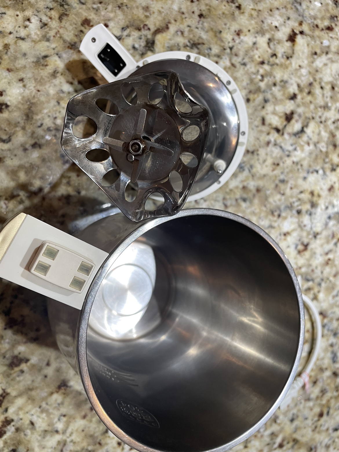 Joyoung Soy Milk Maker - photo 3