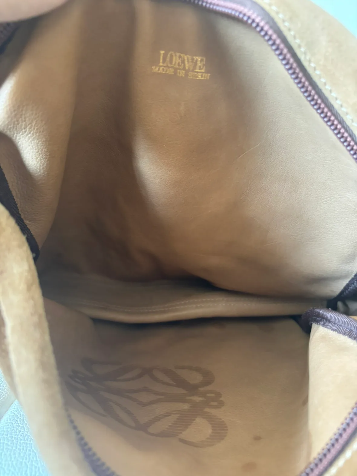 Vintage Suede Crossbody Bag image indicator(3)