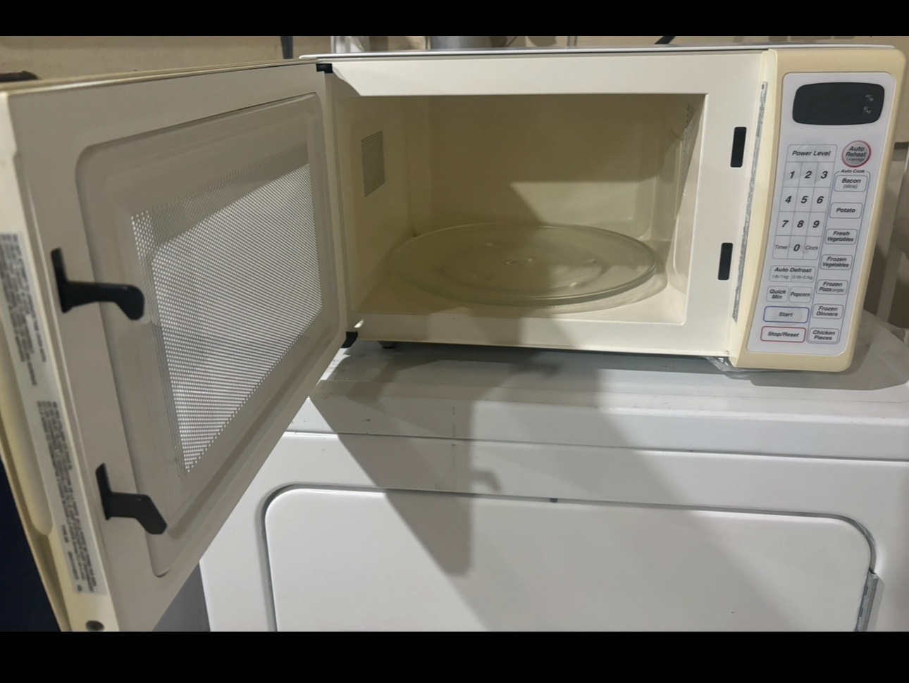 Panasonic Microwave - photo 4
