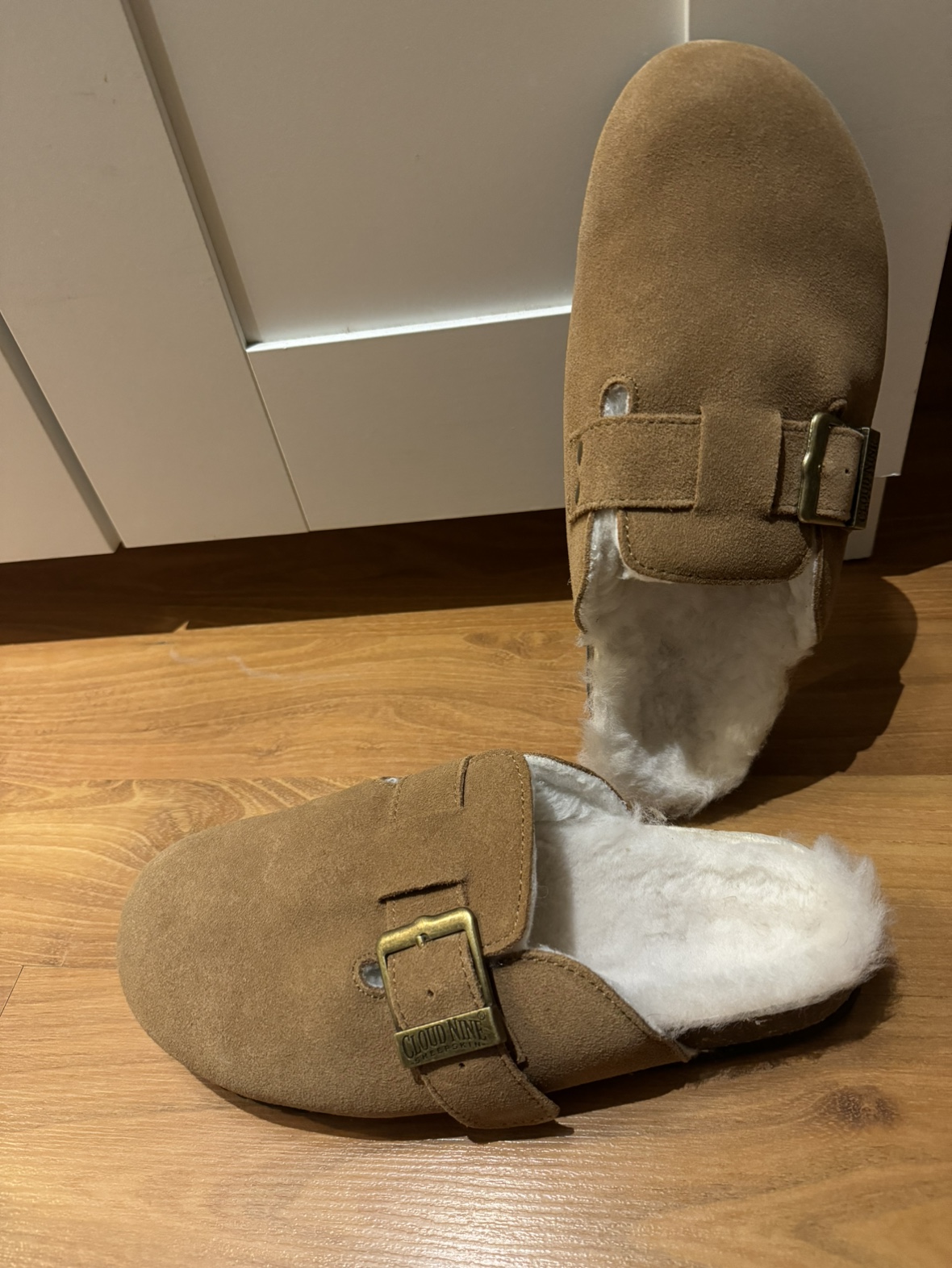 Cloud Nine Sheepskin Suede Slippers