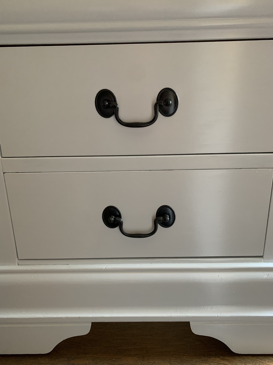Pair of Nightstands🕊️🕊️🦋 - photo 2