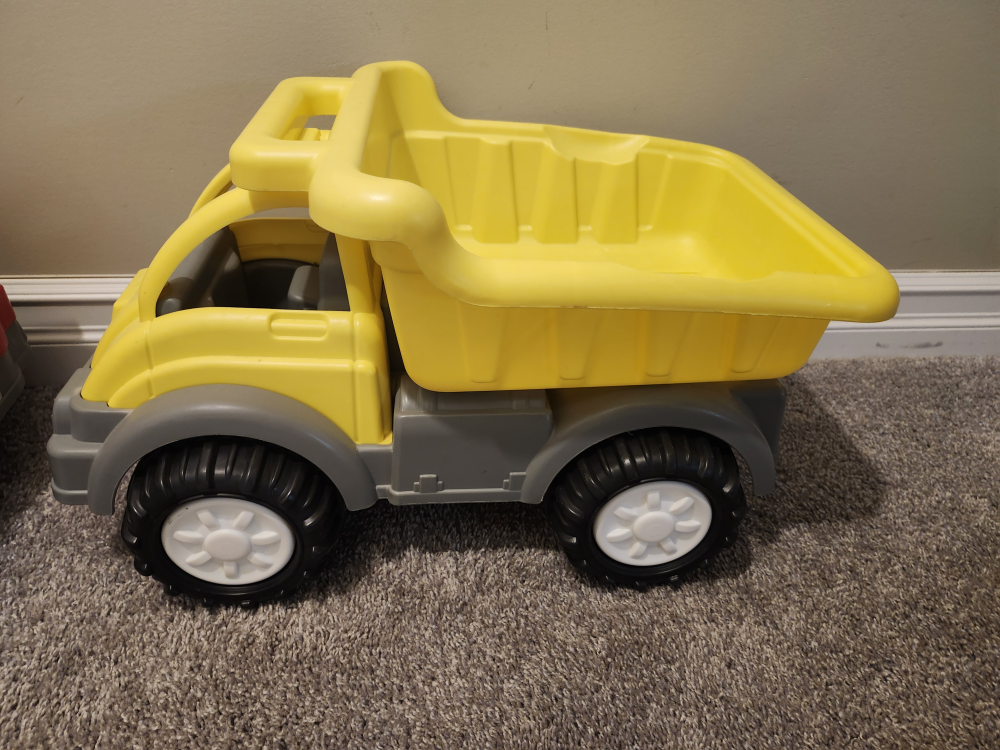 Yellow Dump Truck and Red Fire Truck - photo 2